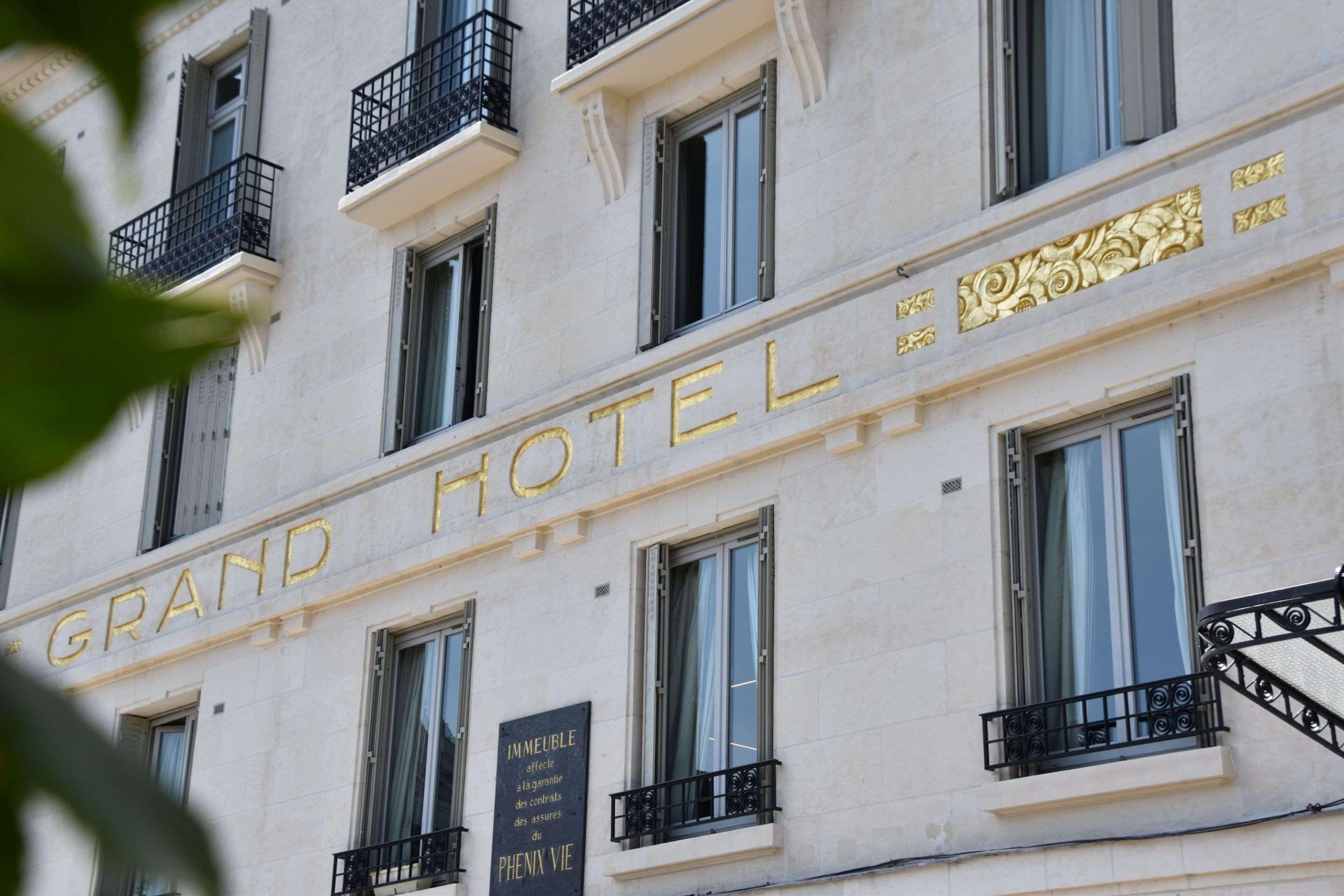 Le Grand Hotel Tours Exterior foto